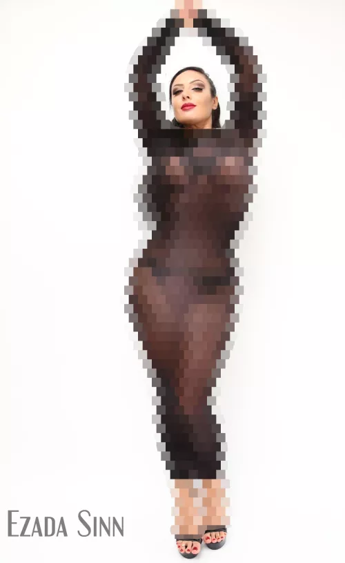 Being almost completely covered in nylon feels so good! 