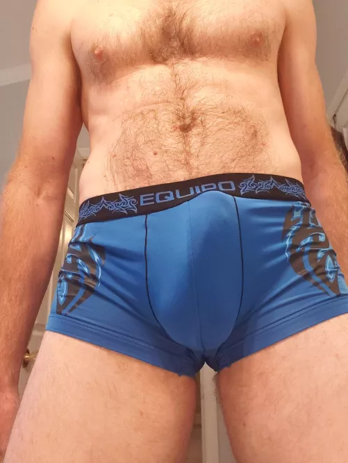 Bulging in blue