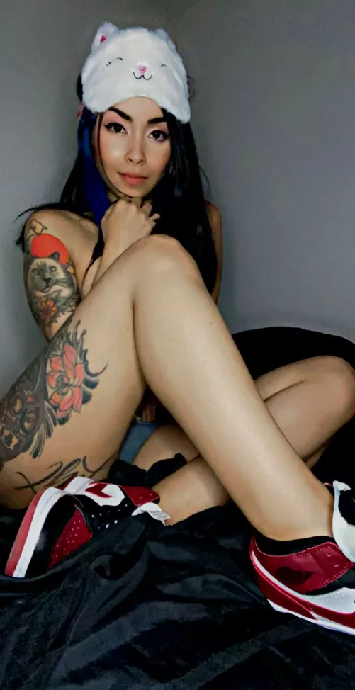 Can you handle my wild side? 