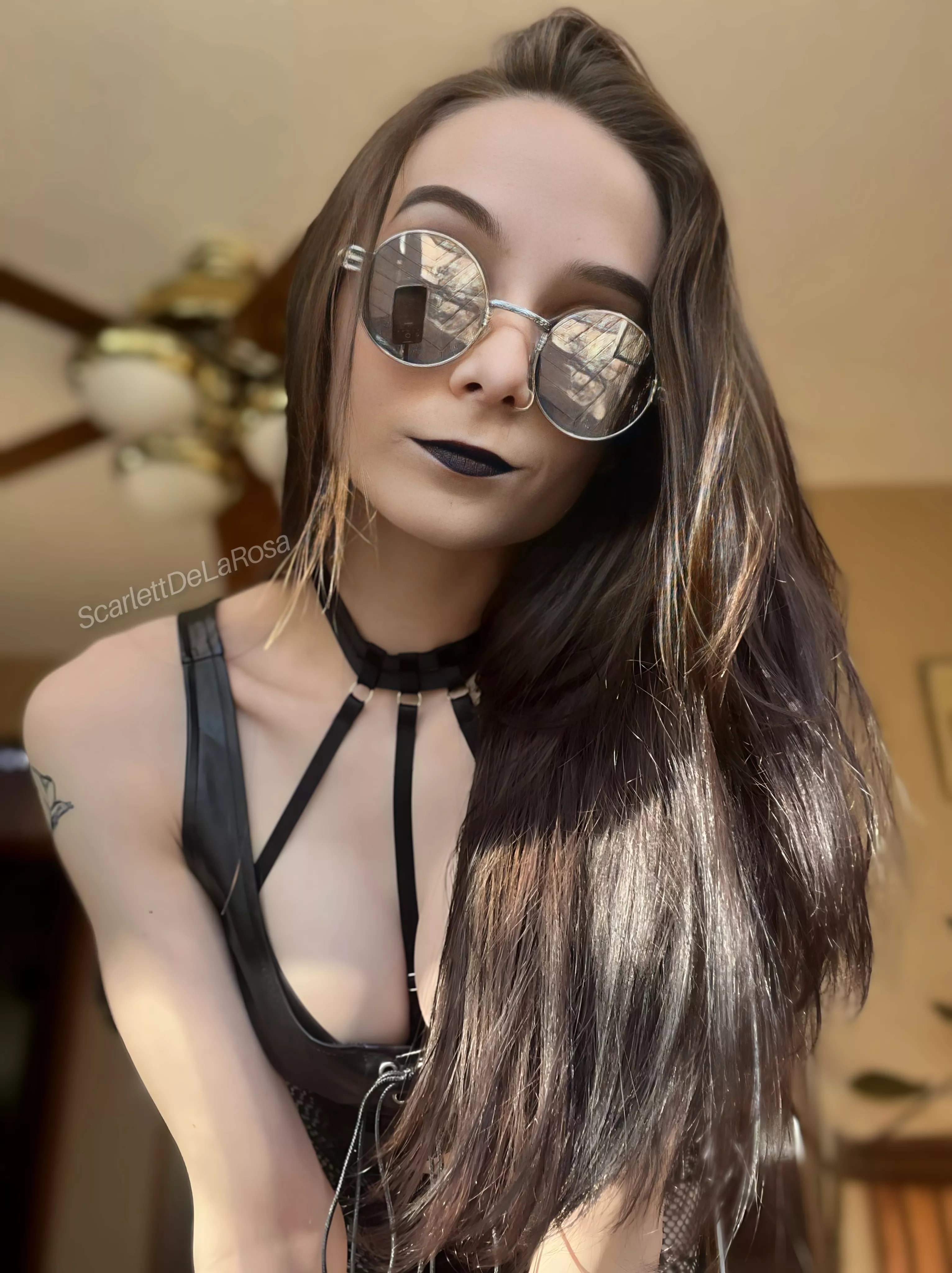 Chin up pet, Mommy's here