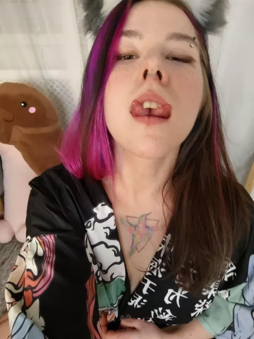 Come a little closer