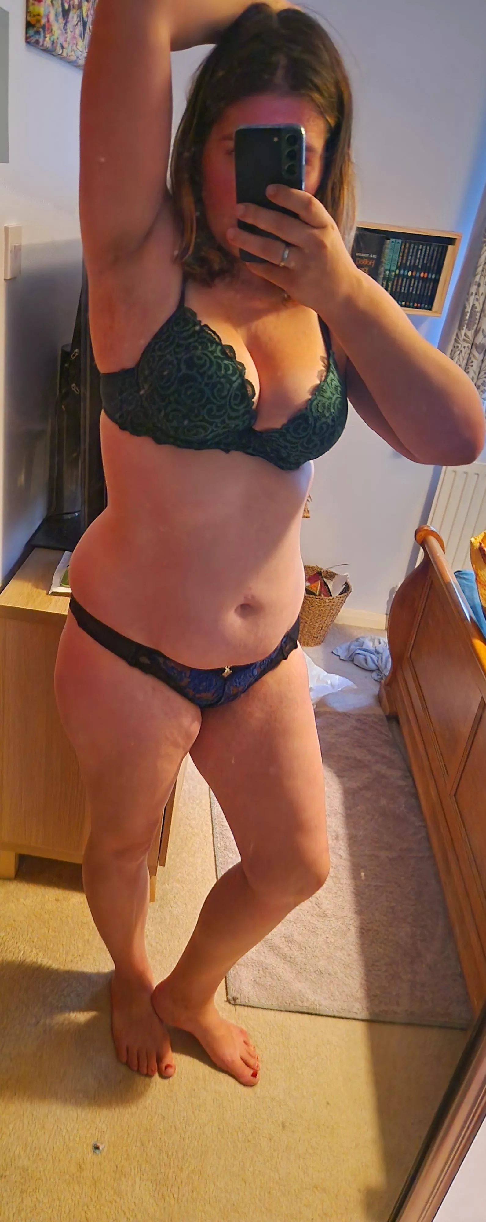 Come and see more of me 😜