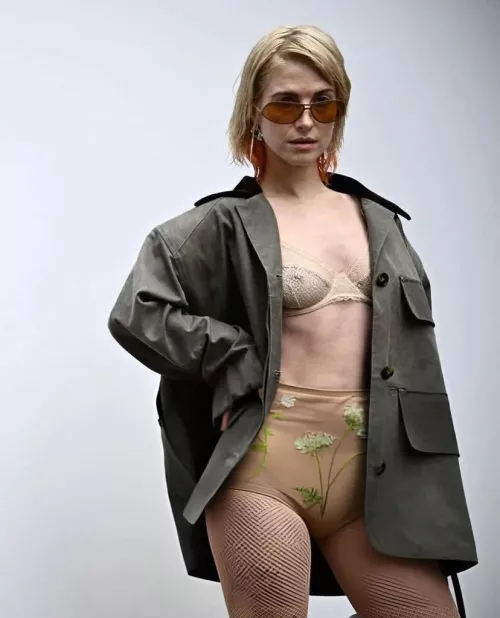 Confident and sexy outfit