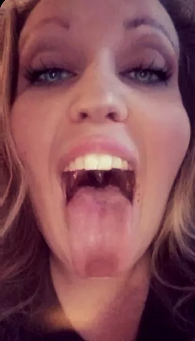 Cum get in my tummy. Hurry before my sale ends! 