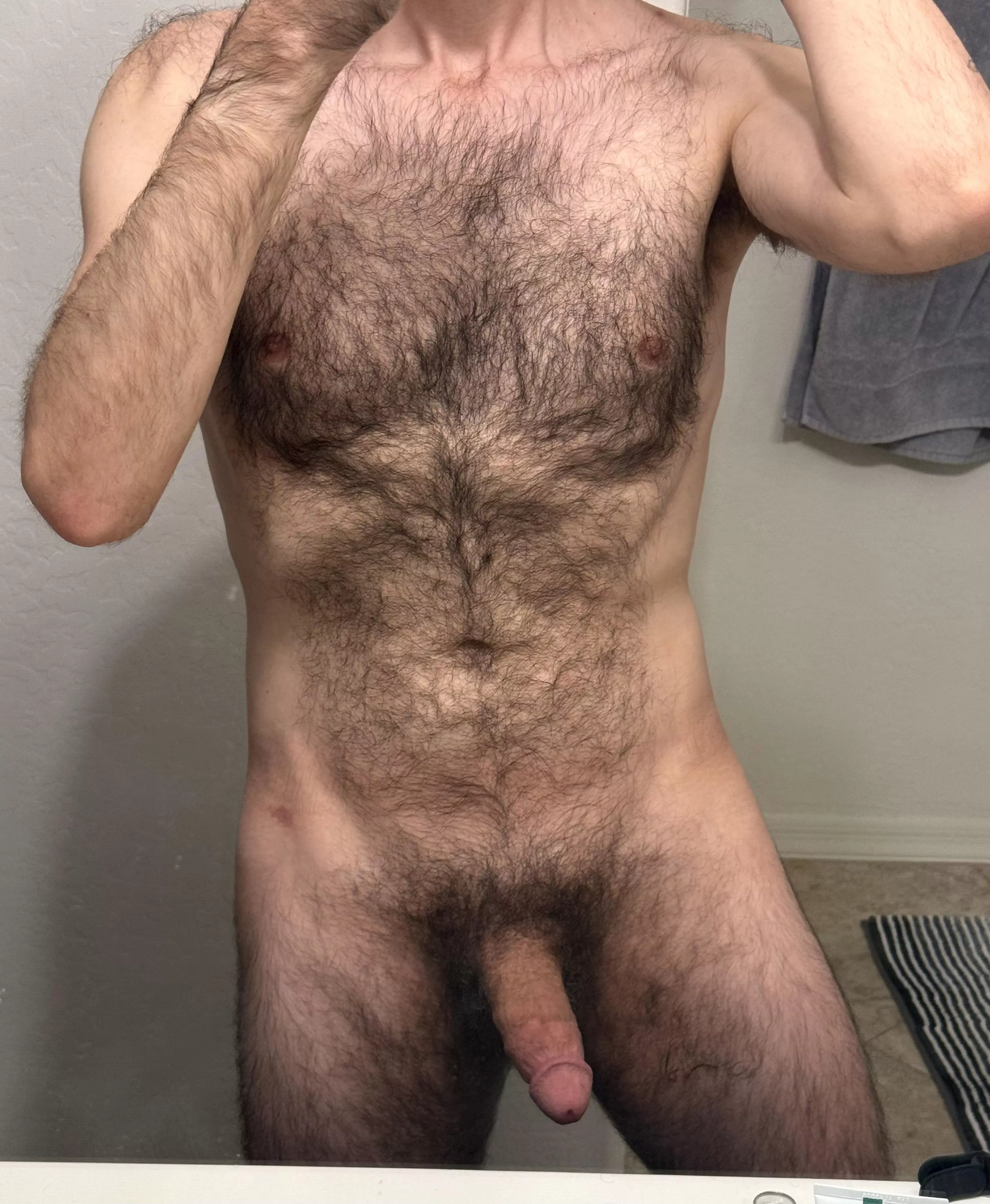 Daddy’s ready for a weekend of fun 😈 