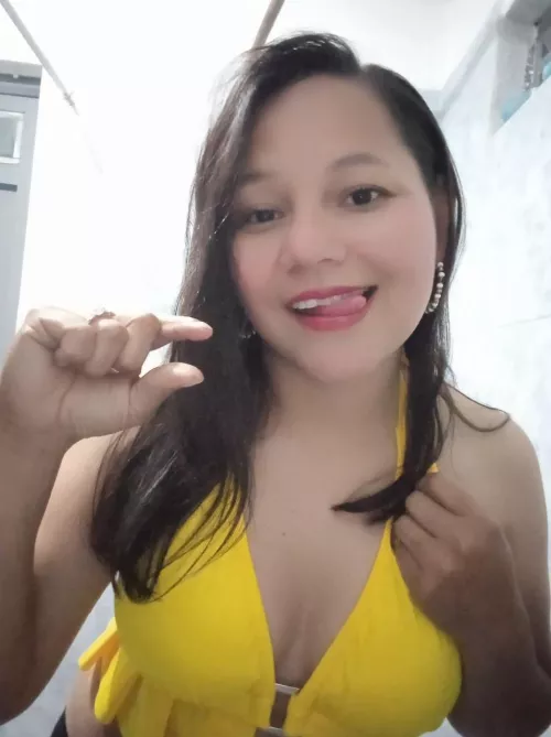 Do you consider yourself a real man with a dick less than 6 inches? 🤣