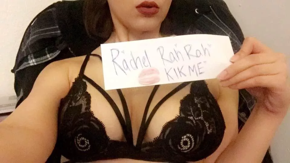 [F4M] I swear no one is actually real on here 