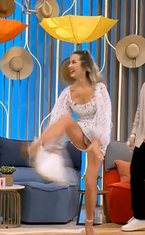Flavia Mihasan, tanga la neatza