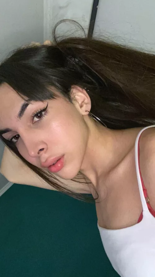 gonna keep wearing this all day long