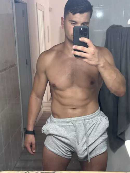 Good grey shorts 