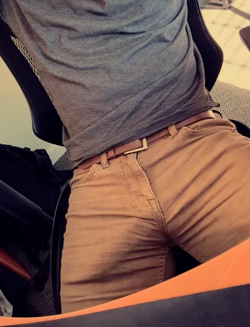 Happy Friday from under my desk 