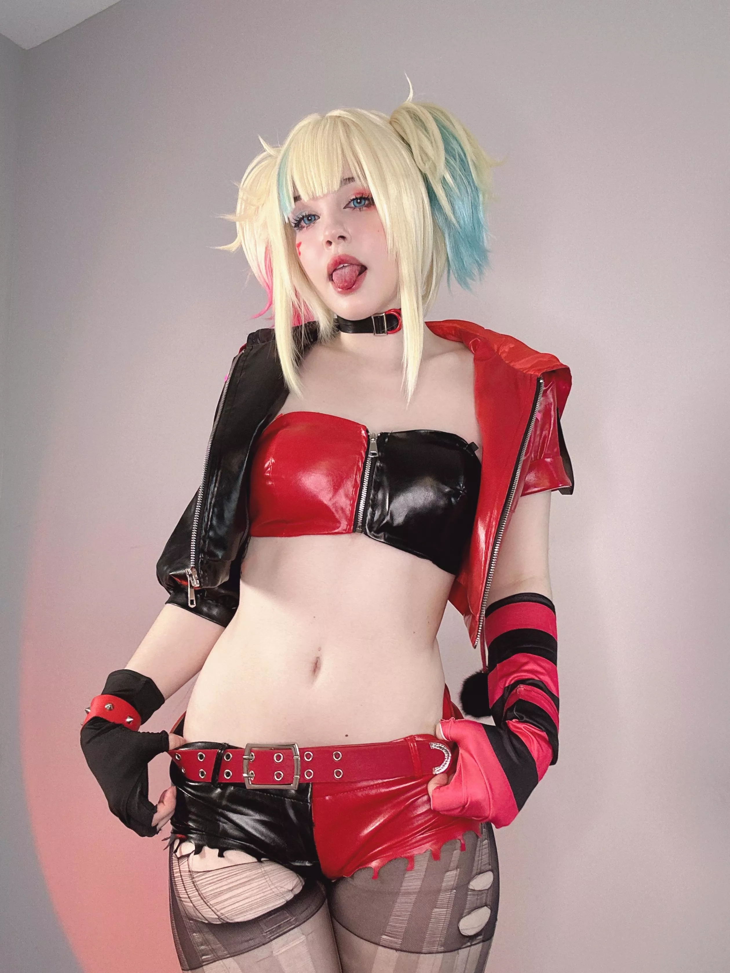 Harley Quinn from Suicide Squad Isekai (Emfoxpng)