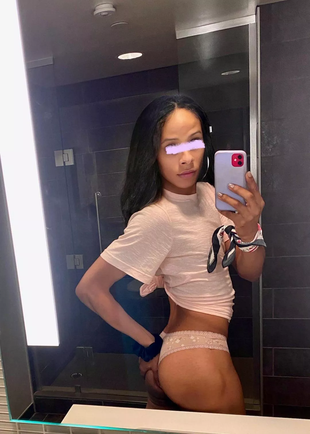 Have I ever posted this pic causeee uff!! 🥹