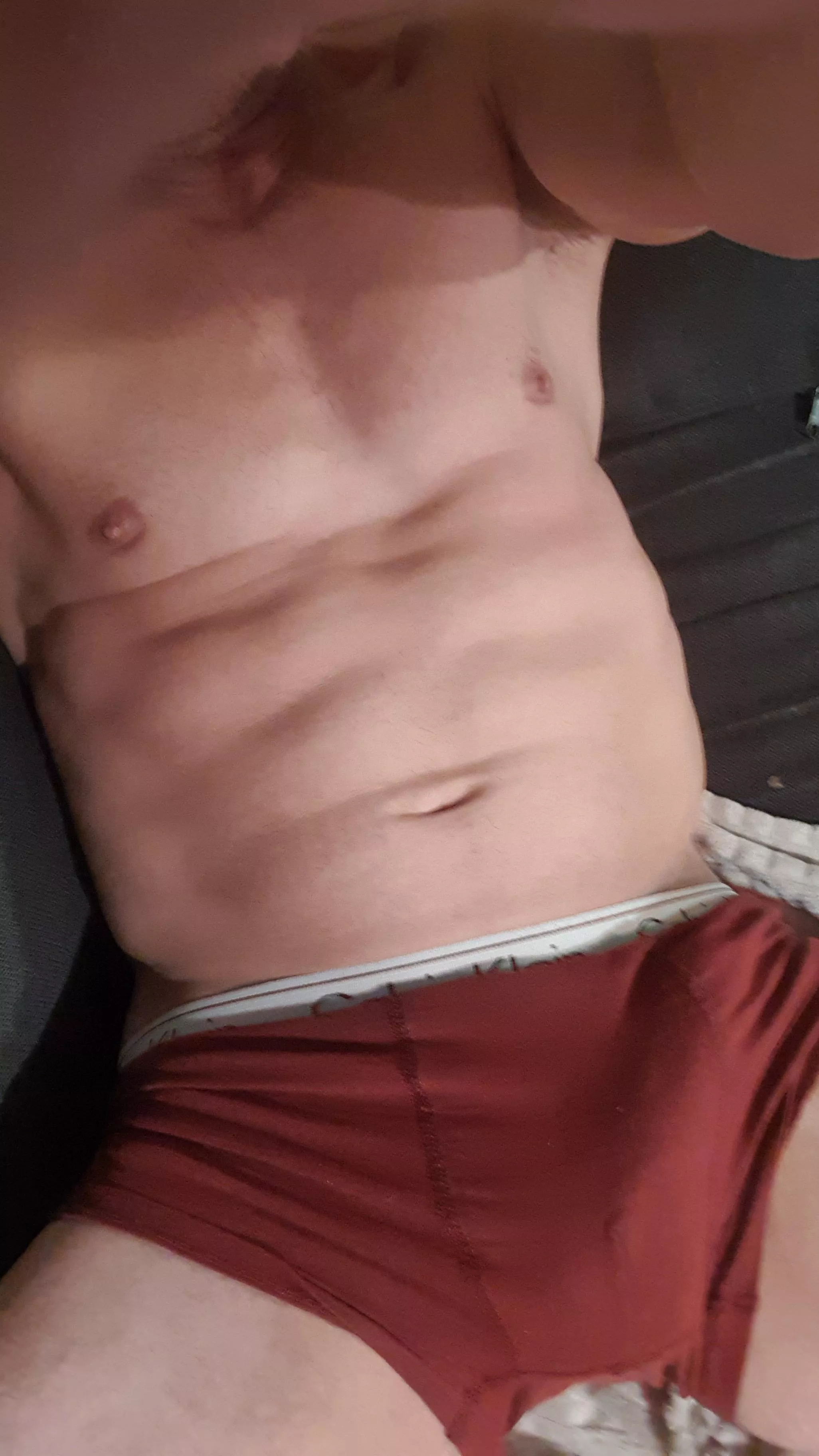 Hi eine Frau bock auf mein schwanz???