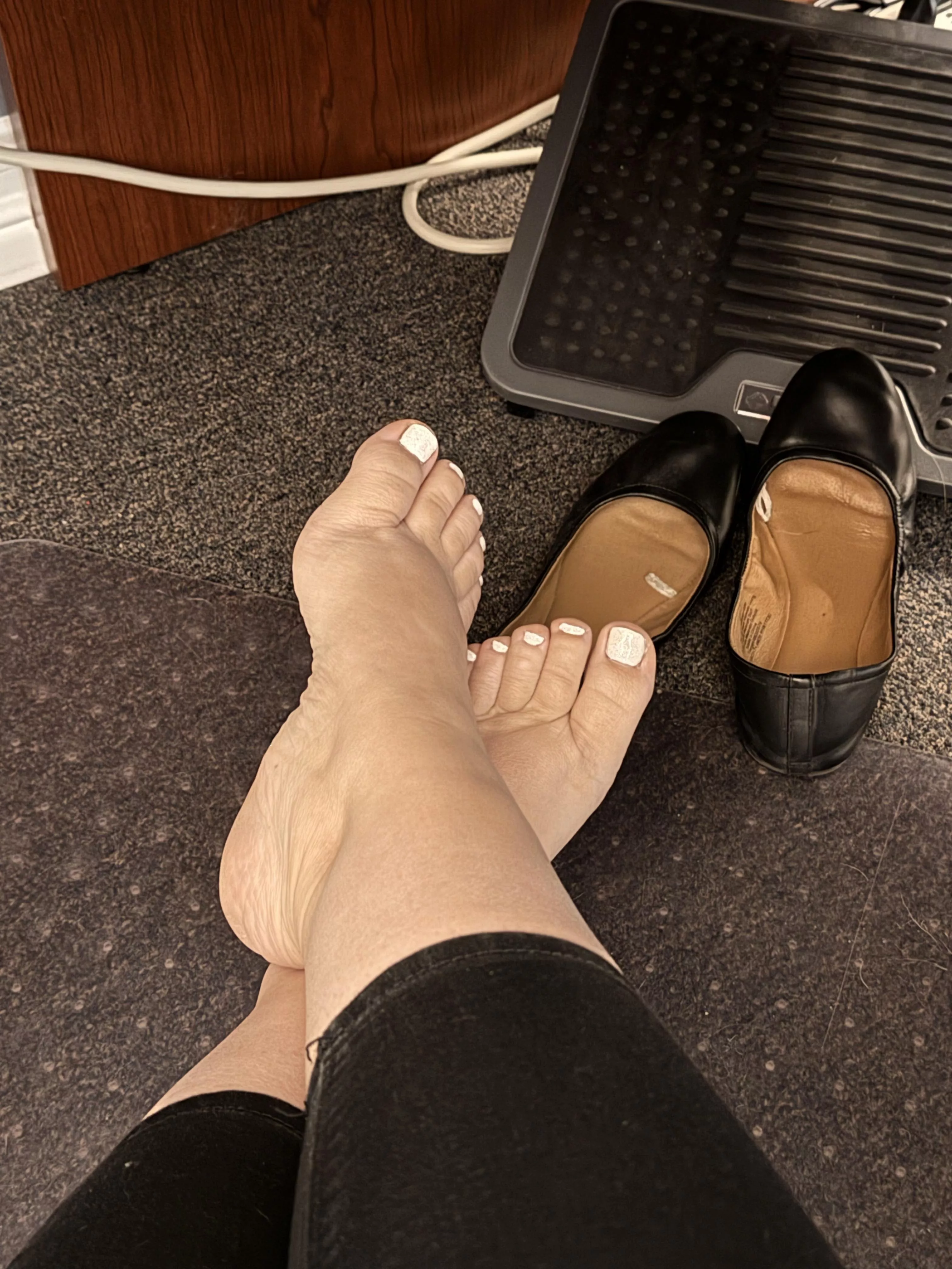 Hi! I heard yall like white toes? Hope you don't mind me sharing?!? (oc)