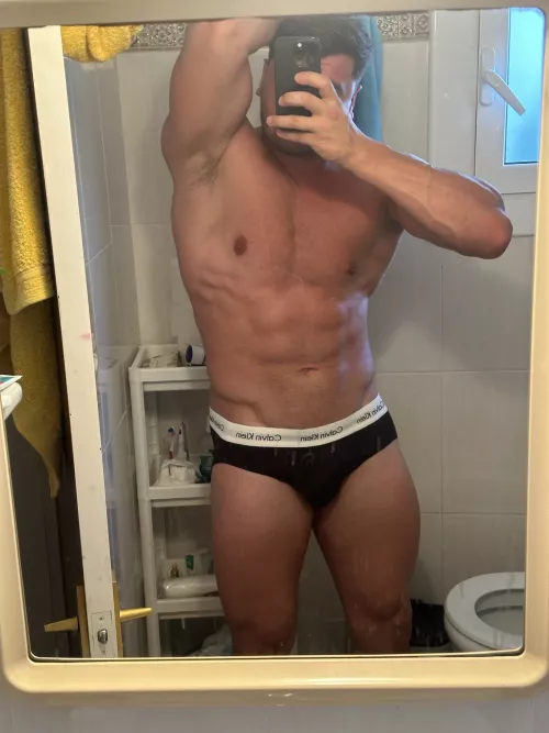 I hope my V puts a smile on your face or maybe makes your boxers tight
