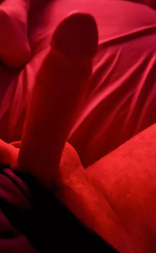 I need some ass or at least head today after 4. I can host, Send a dm! 