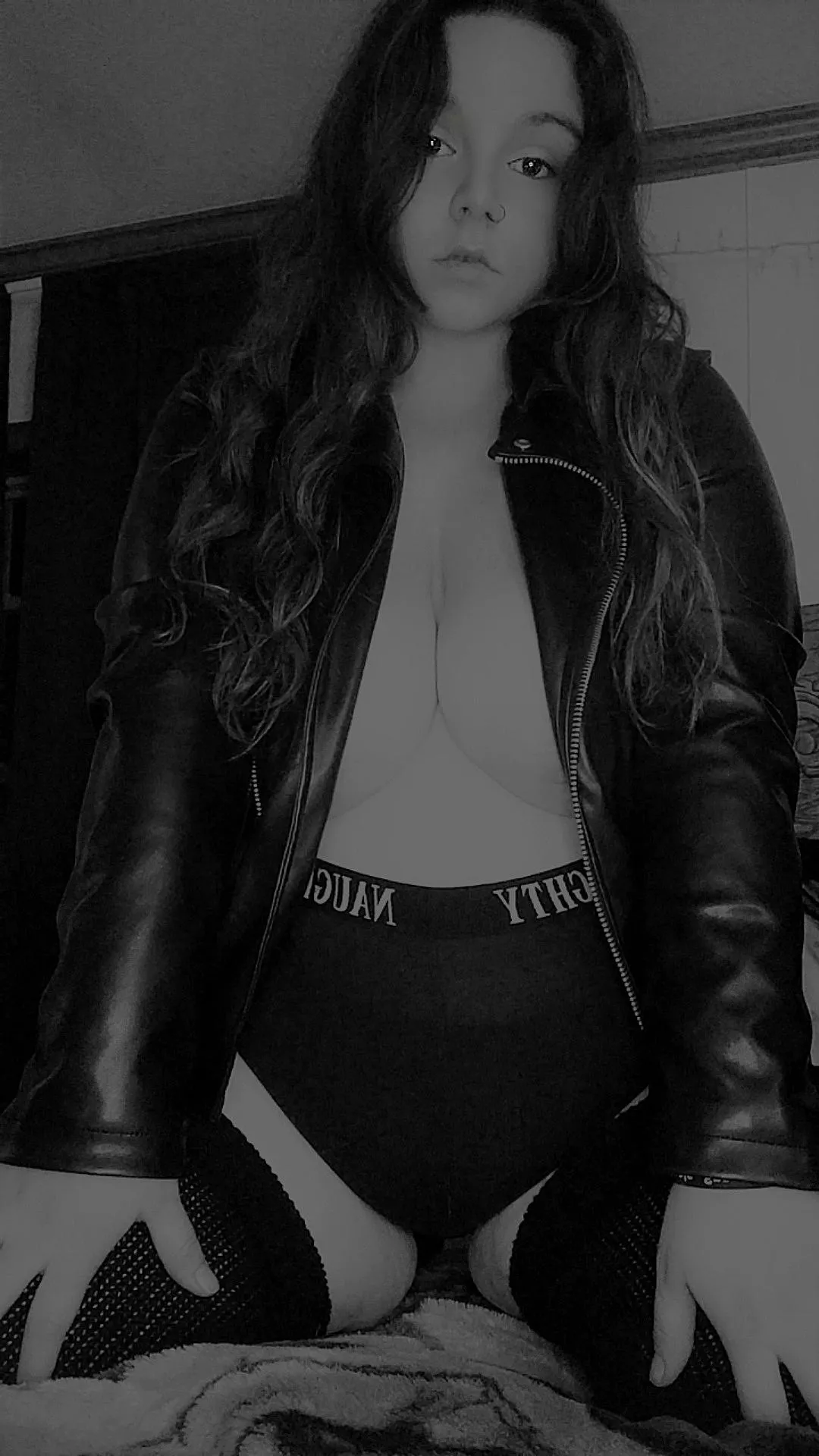 I want to be your naughty little tease 😈🖤