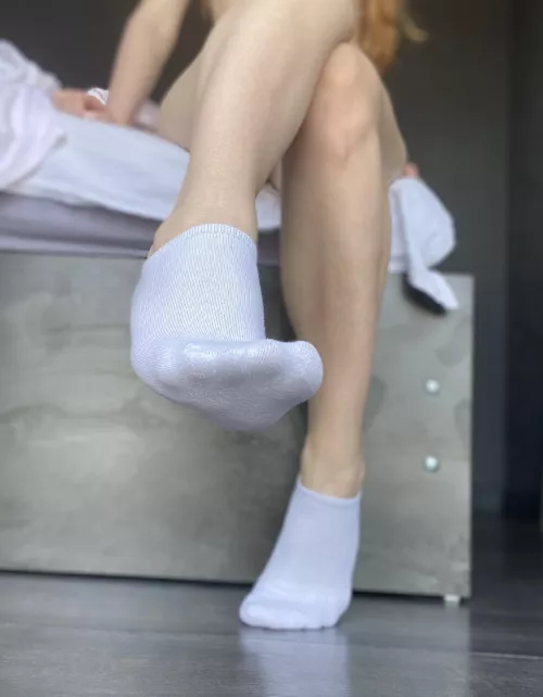 I'll make you come with my feet