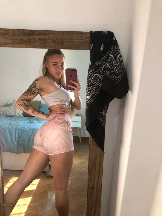 I'm in such a flighty mood today. [f21]