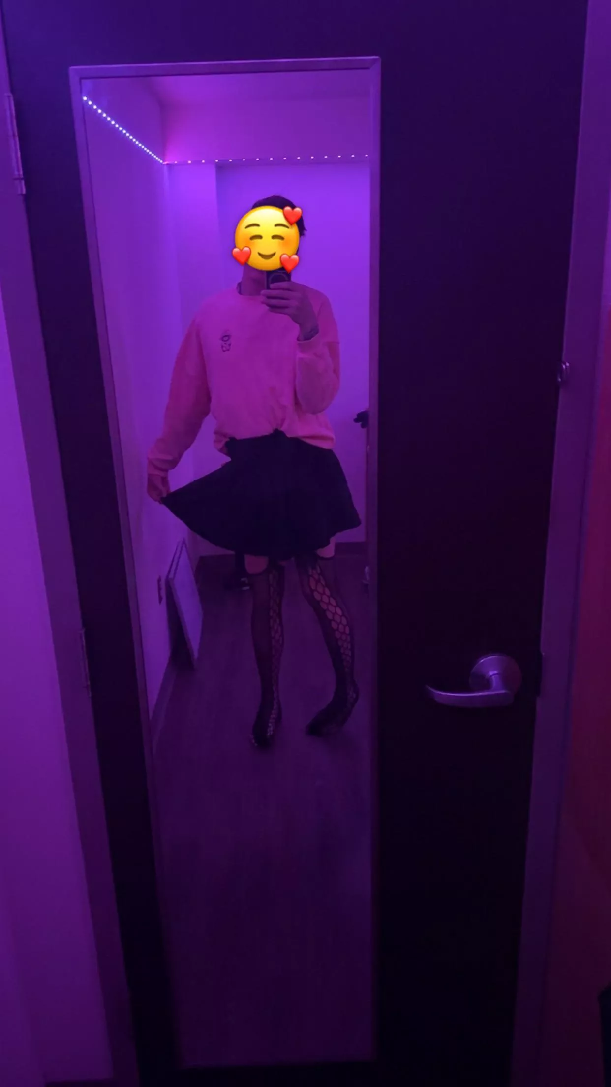 I’m so happy this top worked so well!! Perfect fall outfit