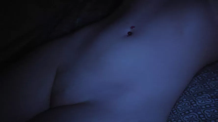 Is my tummy kissable