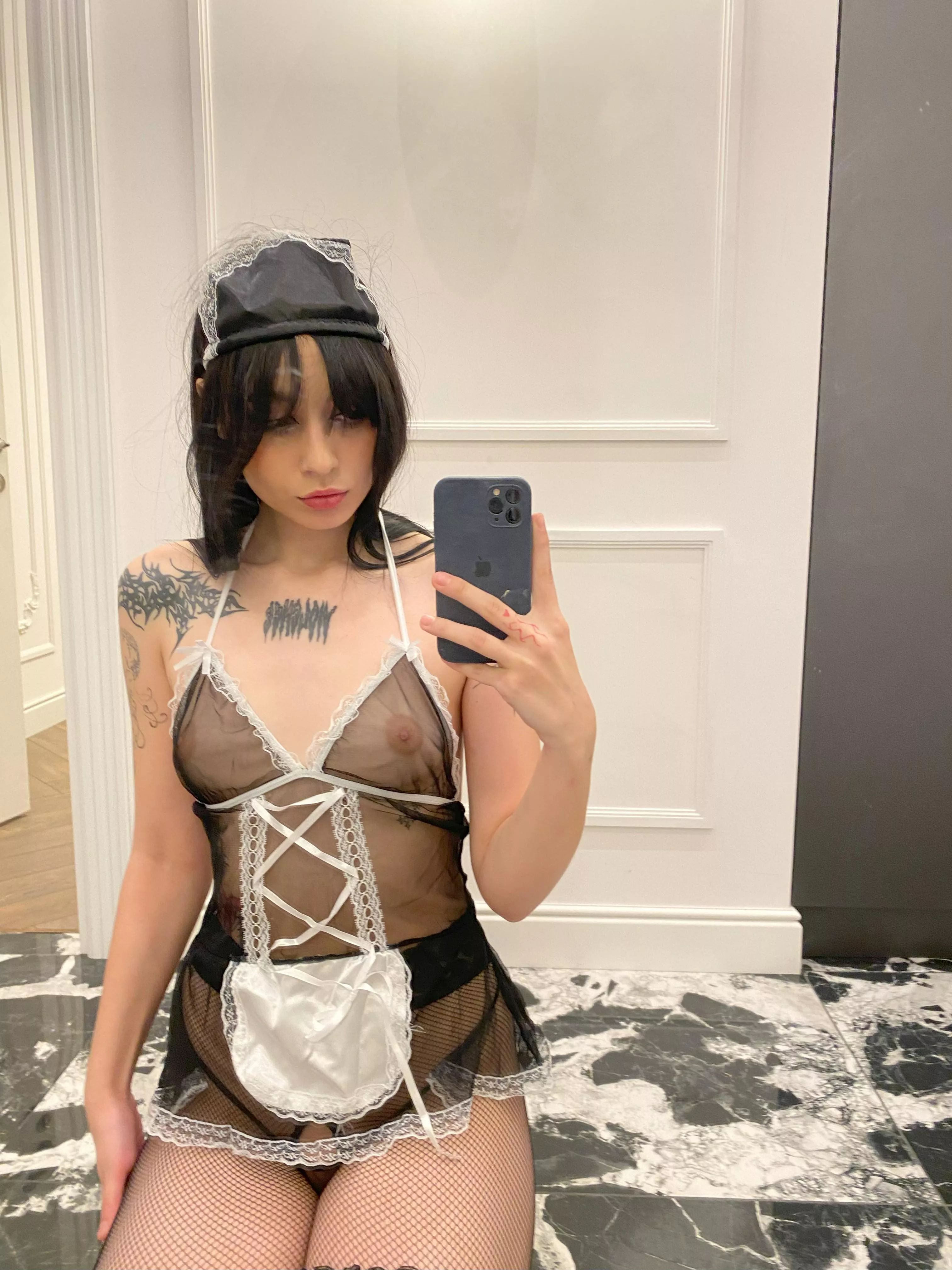 It's my pussy for breakfast today, will you eat?
