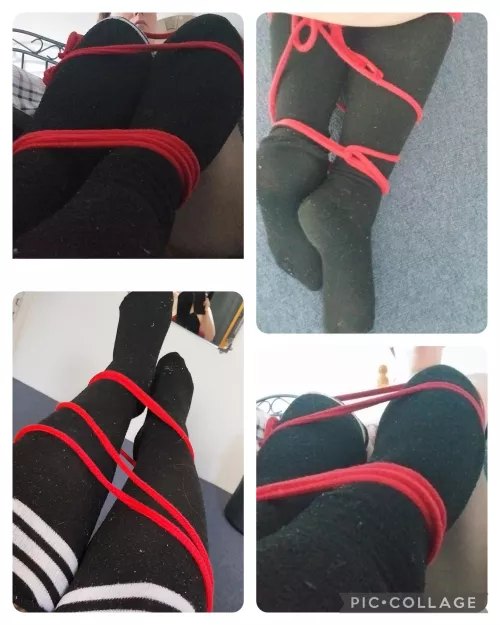 Knee high socks with some rope