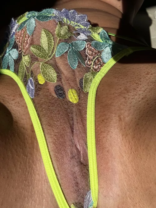 Lace on my lips makes me feel warm and fuzzy 