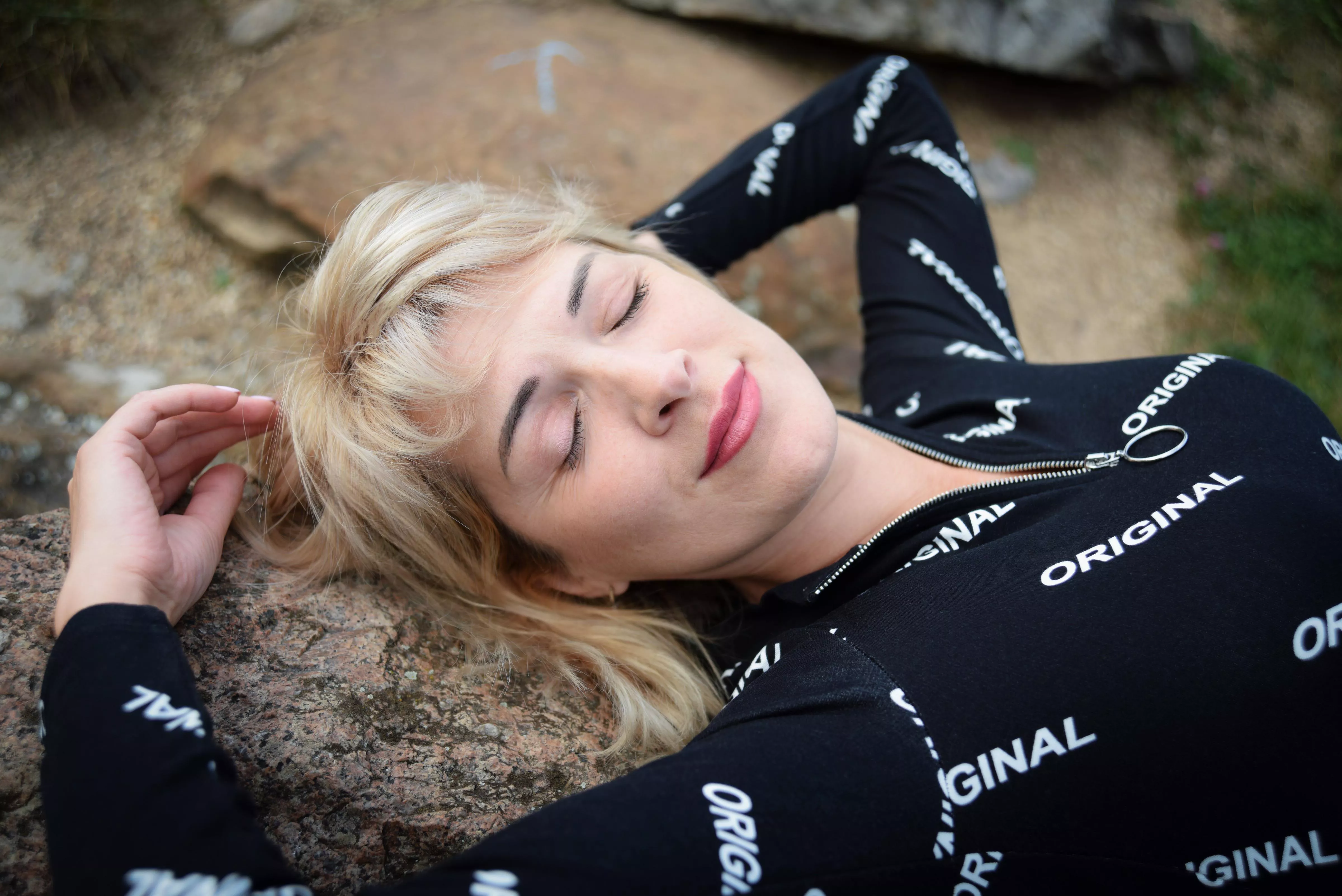 Lips of a mature milf that hold stories of life experiences