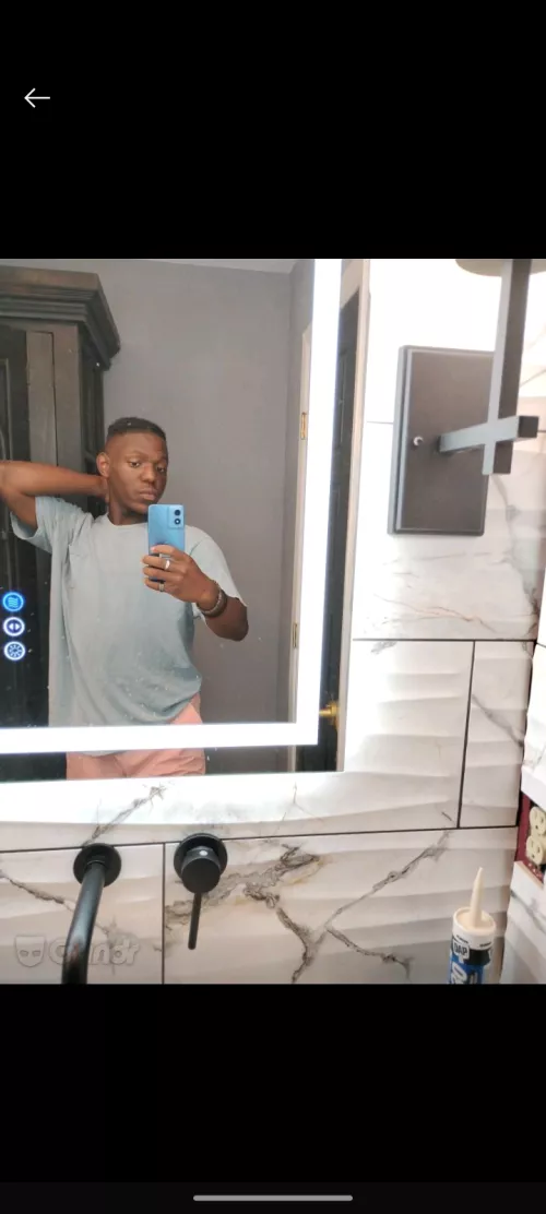 Looking for a cuddle buddy/BF dms open and snap in bio