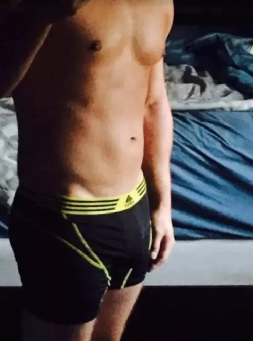 Looking for fem smooth bottom 