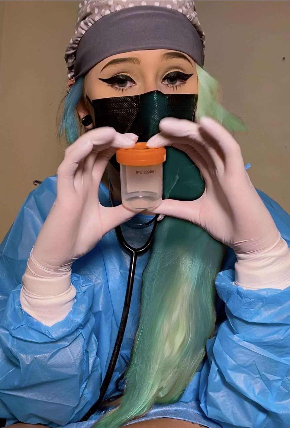 May I help you extract a sample? 