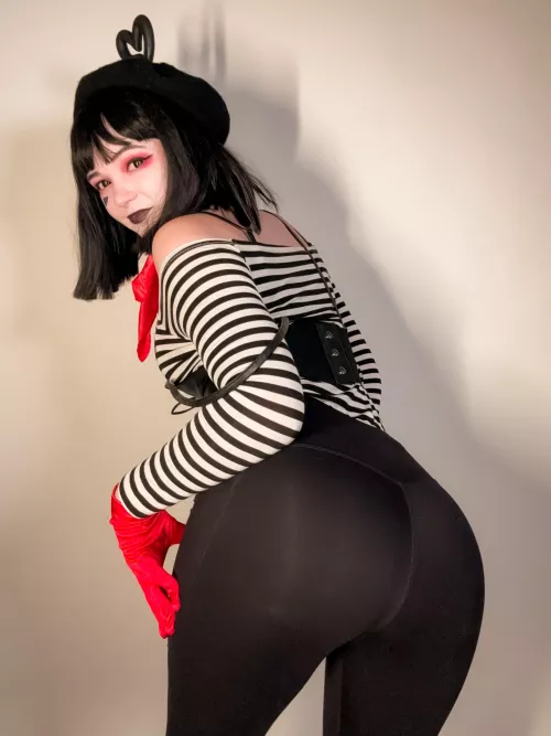 Mime and Dash (elle.chu)