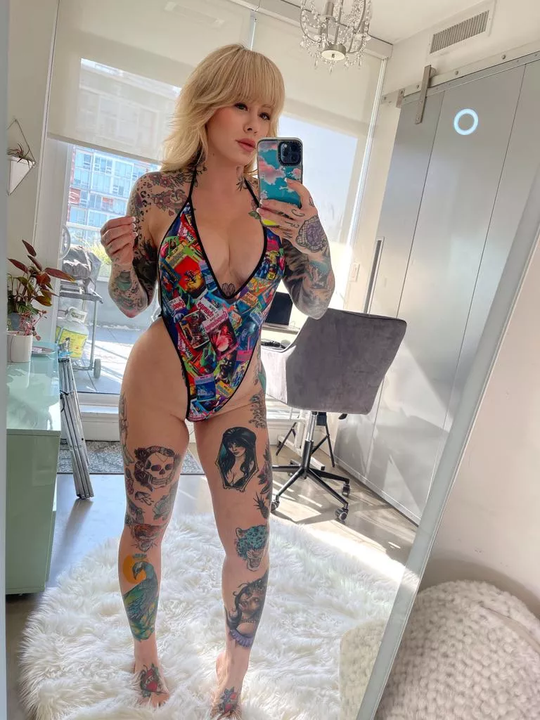 Mommy's horny AF, do I still got that fuckable mom vibe?