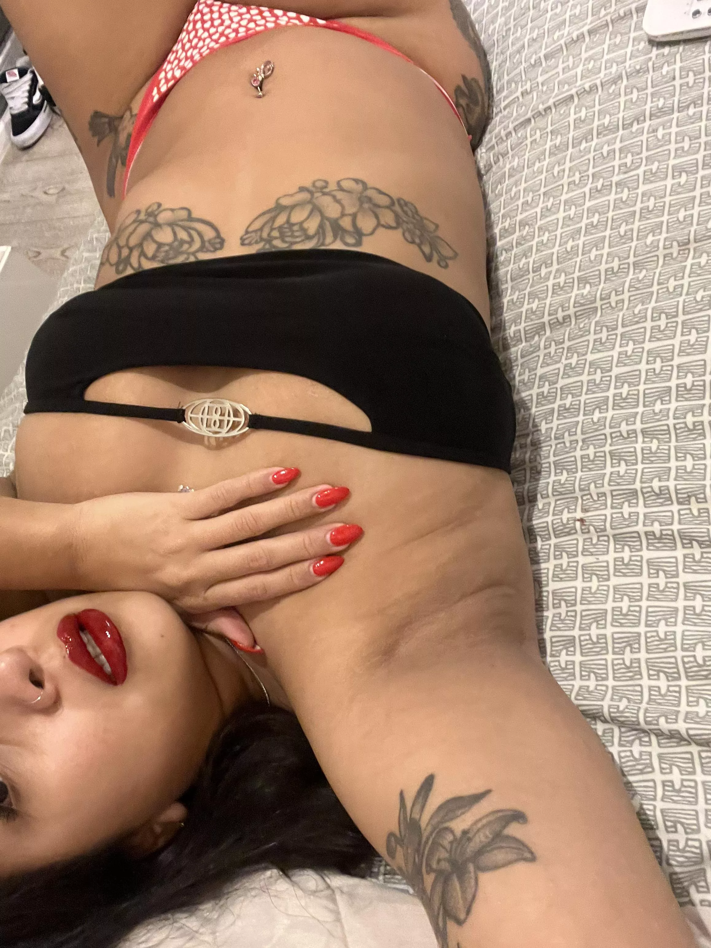 my armpit wants your cum 