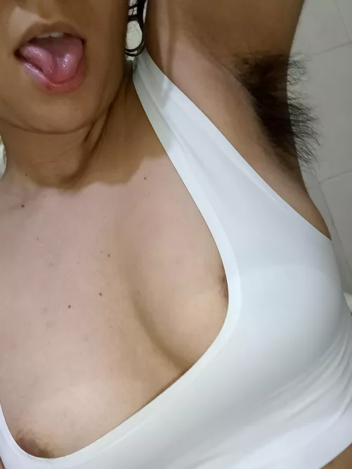 My hair keeps growing and you're missing out 