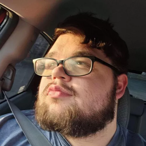 Newer handler wanting to make friends and more puppy friends 