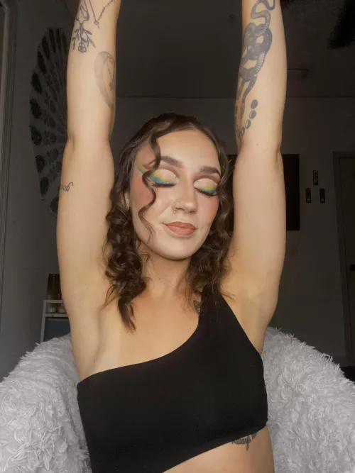 Nice, big stretch so you can goon