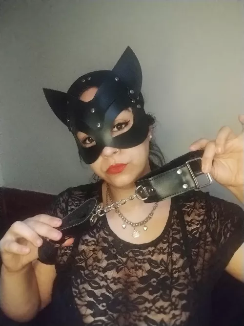 On your knees, that's how you should be from now on! 💥