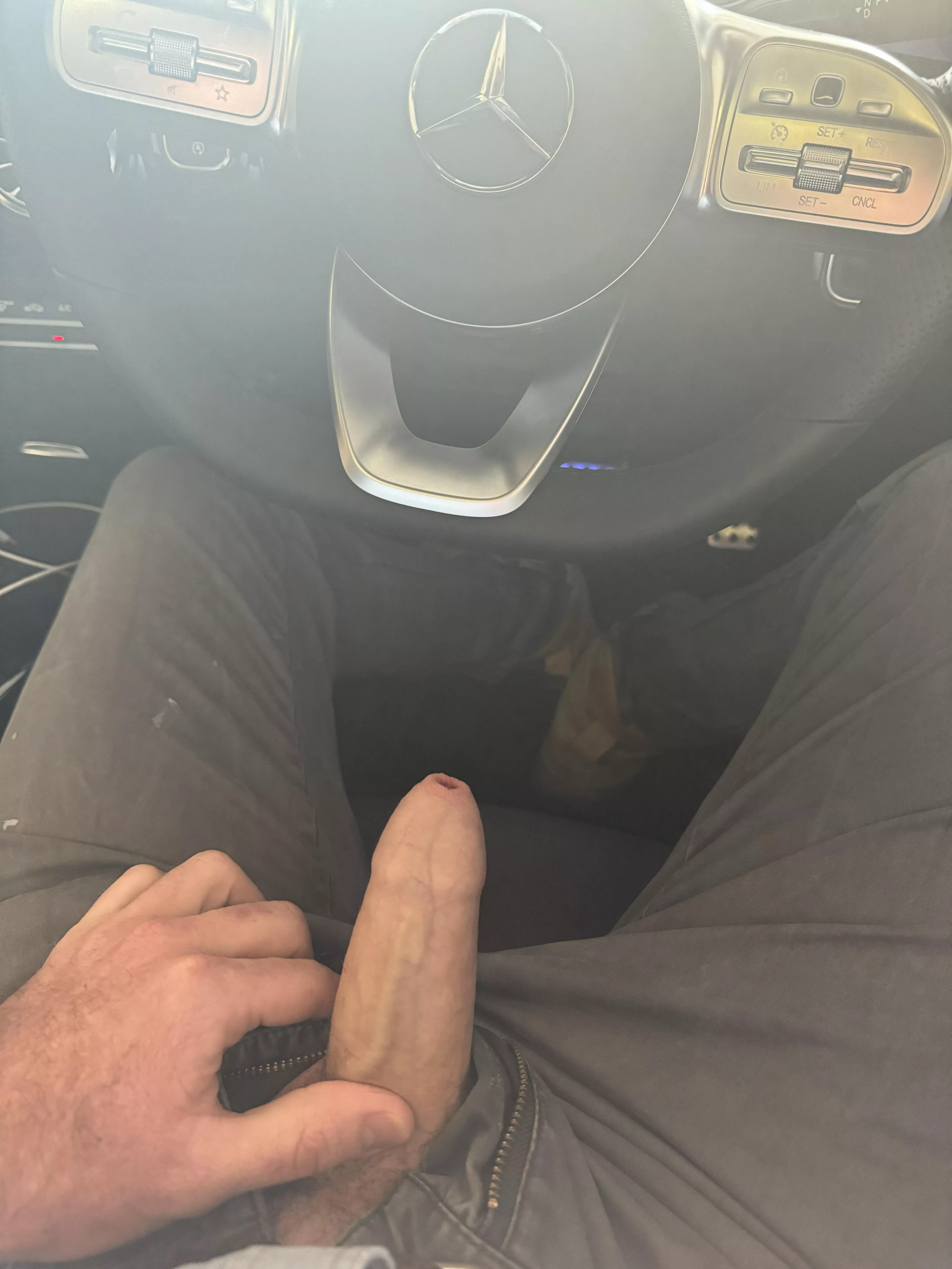 Peak hour traffic has its perks 😏