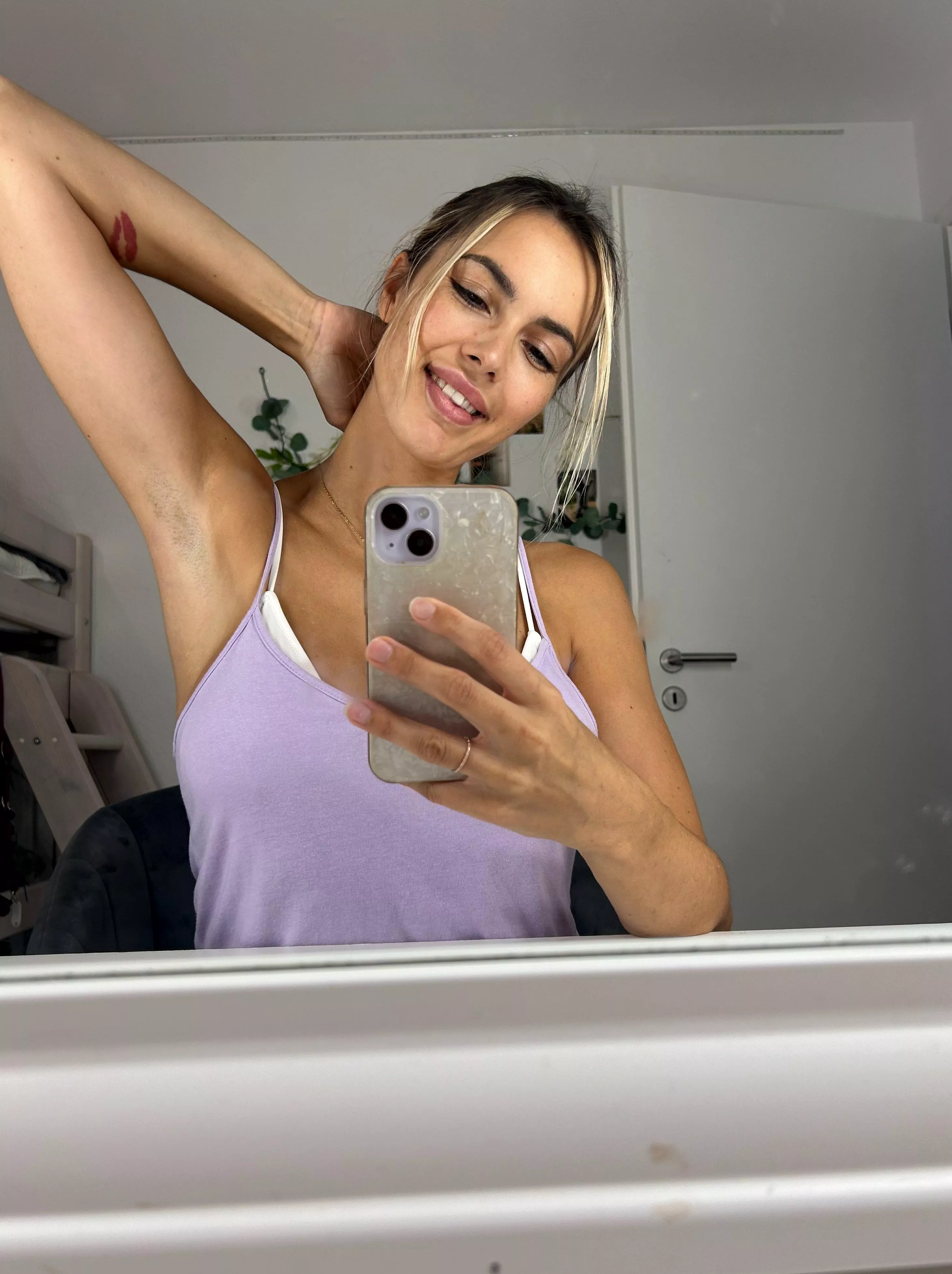 Prepare your tongue to give me pleasure