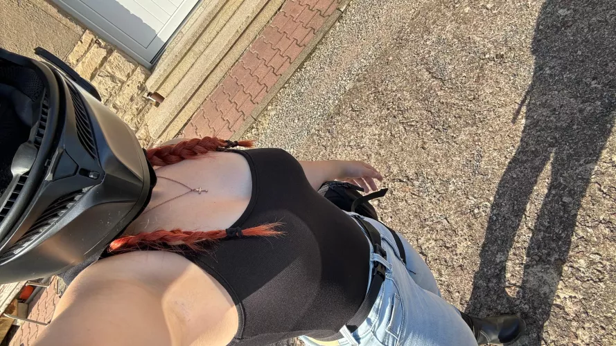 Riding in style 🏍️💖