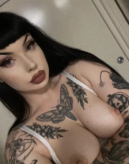 Rub my nipples and turn me on!