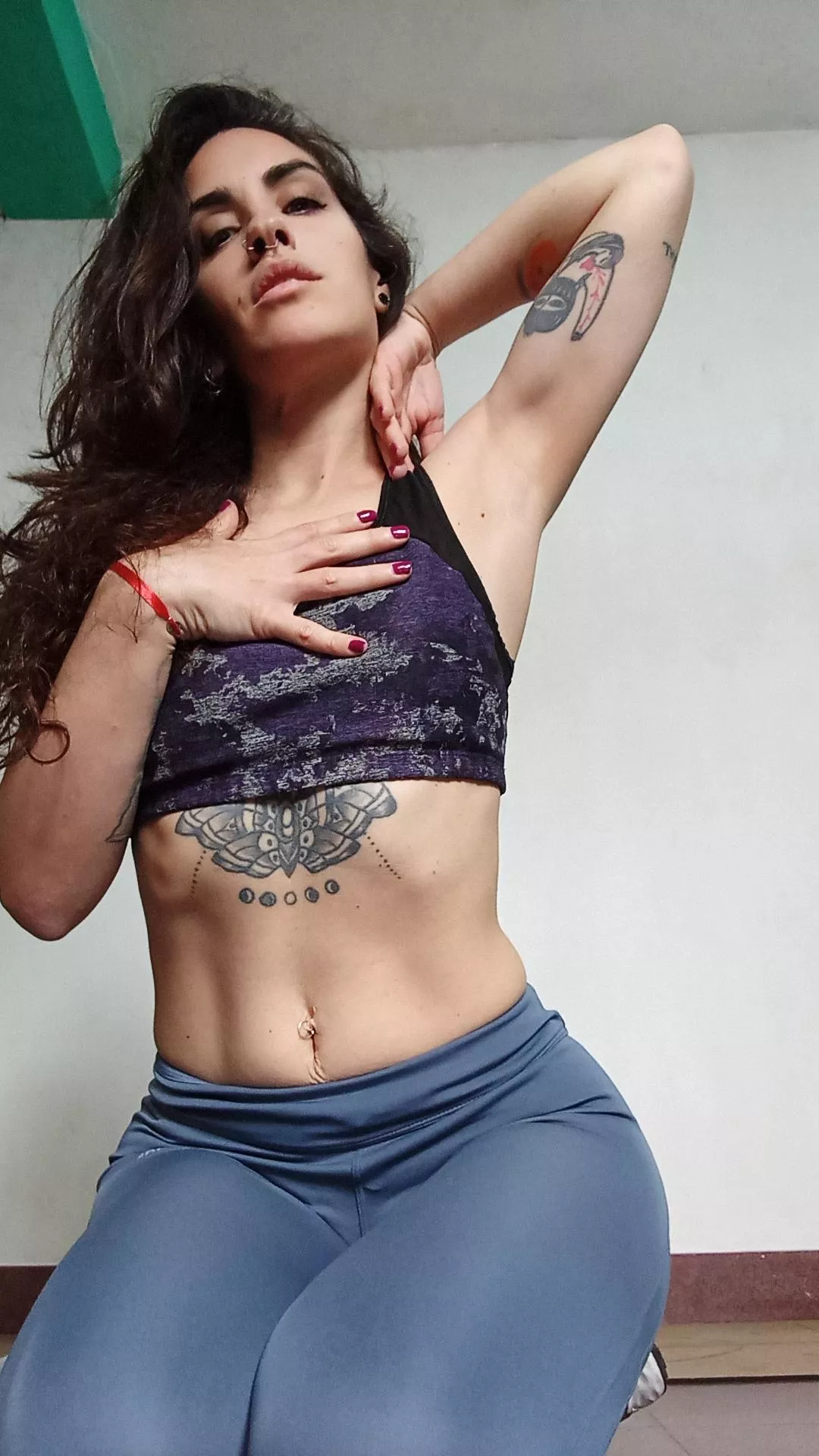 Rub your nose all over my armpit, I know you like it 