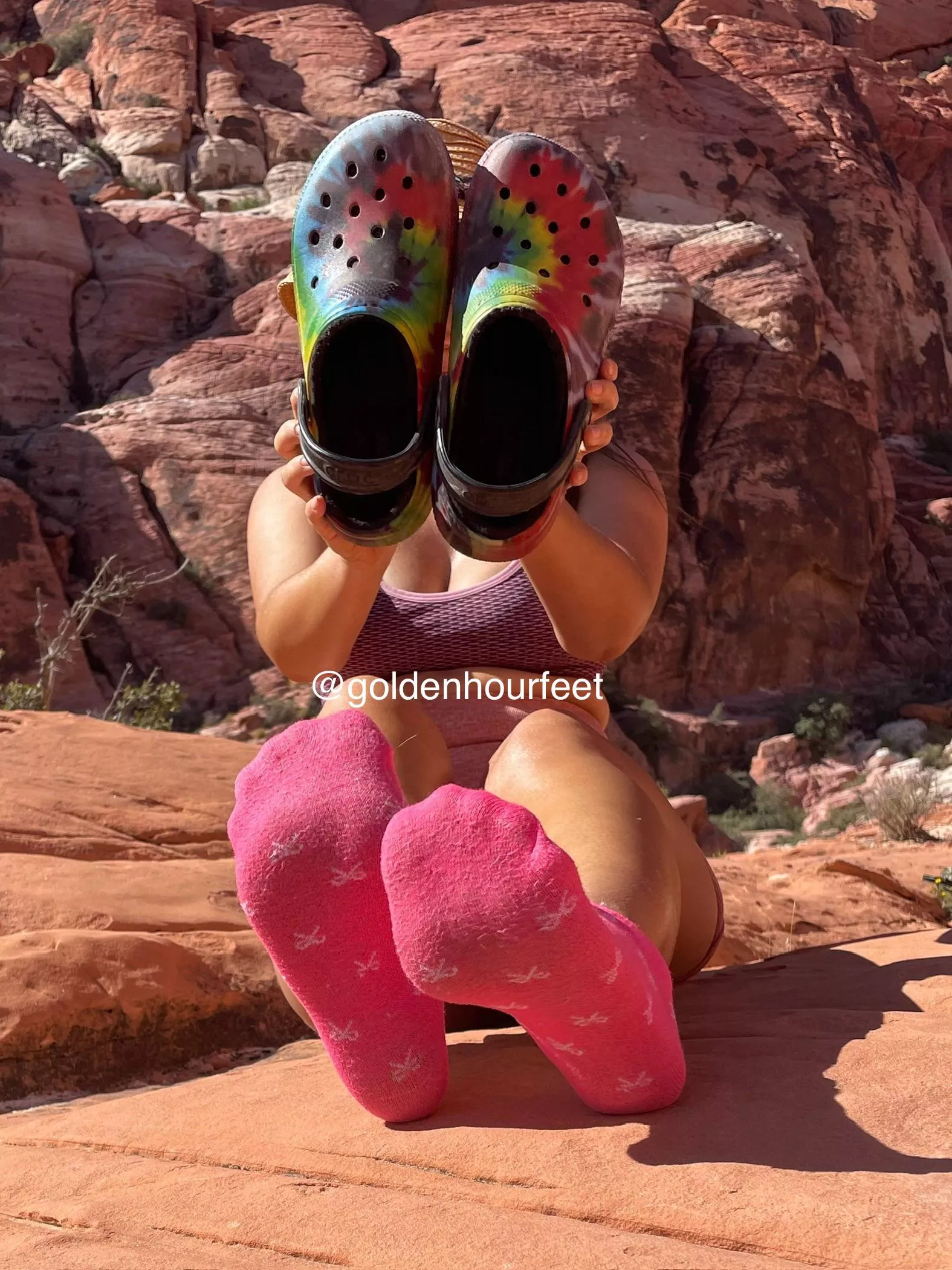 The excessive heat warnings went away which means I can go on hikes again🥳 [F] 