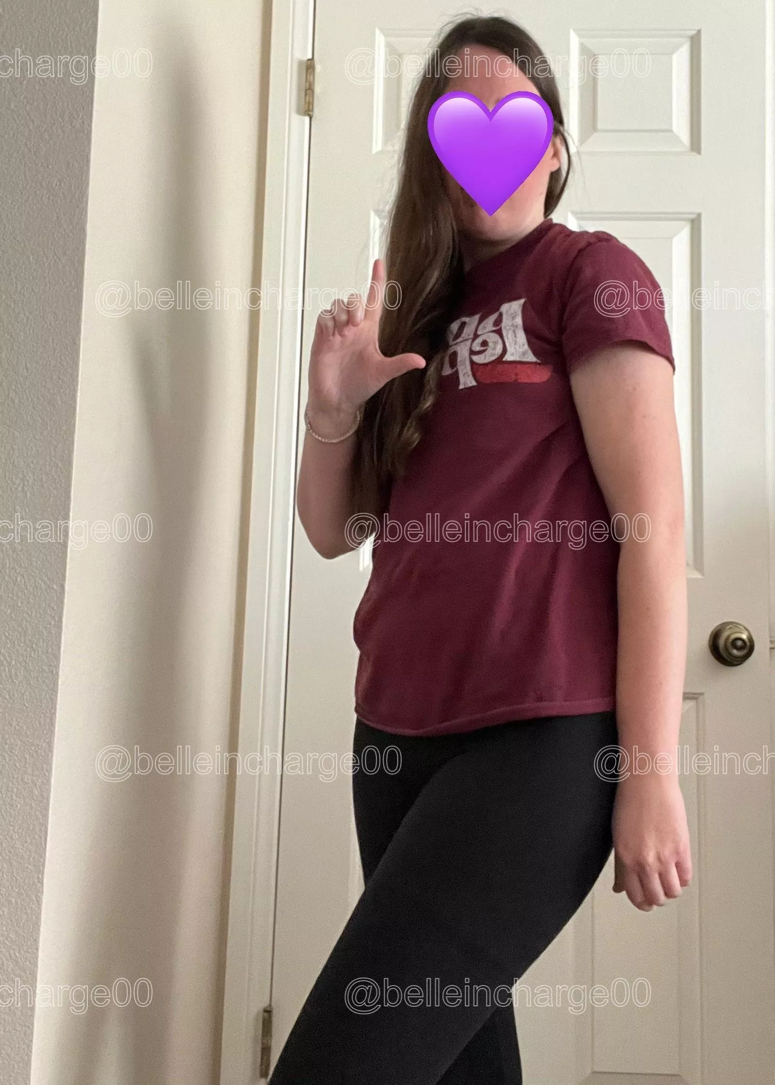 Time to pay your Princess little pups. 👑