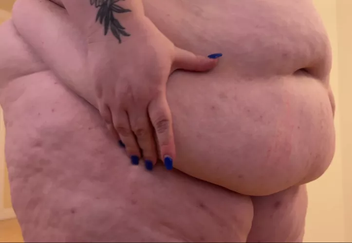 Too much cellulite? Or not enough? 😈