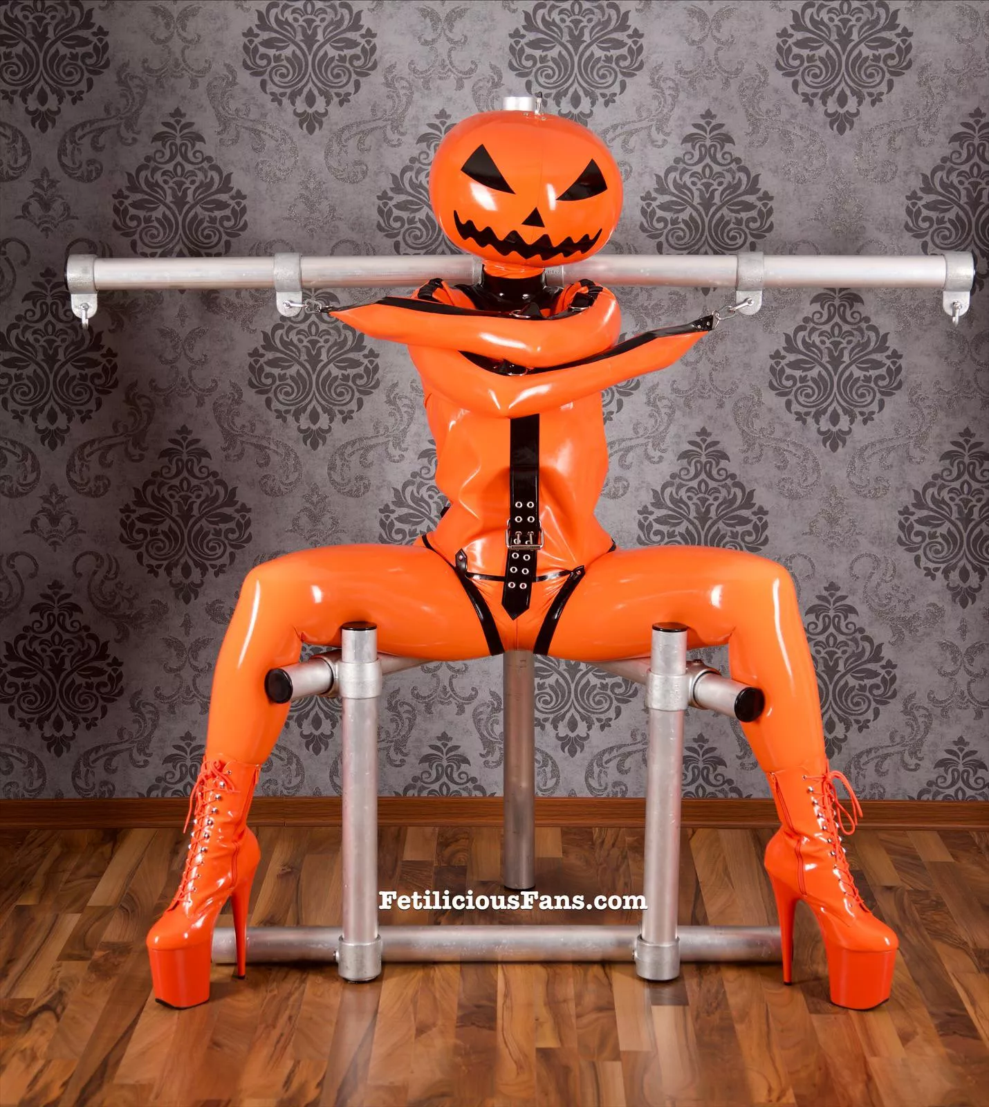 Trapped pumpkin 🎃 