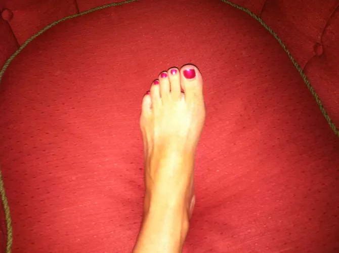 Up on a pedestal (oc)